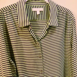 Banana Republic Blouse 💚